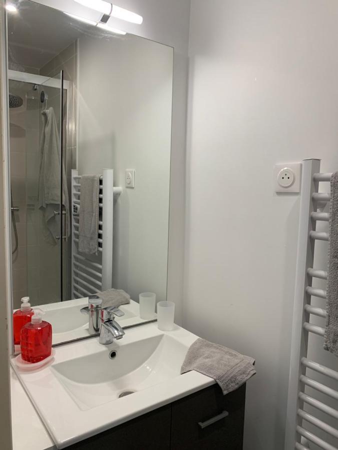 Resid Home 2 - Duplex Cosy Avec Parking Gratuit Saint-Leonard  Екстер'єр фото